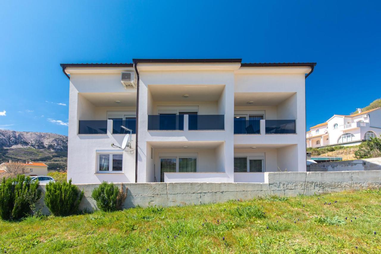 Augustinovic * Baška