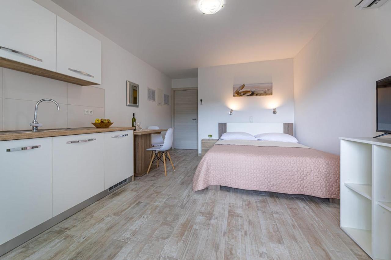 Augustinovic Apartment Baška